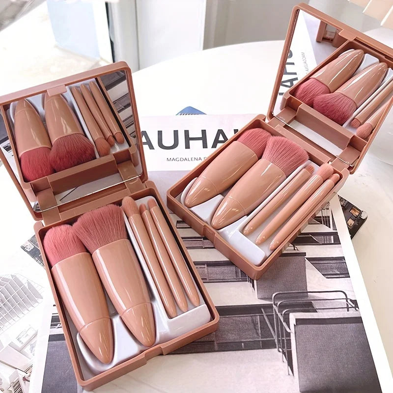 Travel Makeup Brush Set, 5-Piece Professional Mini Makeup Brush Set, Multiple Brush Heads, Compact And Portable, With Storage Bo